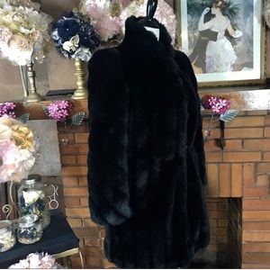 AVEC TU VINTAGE 80’s Faux Fur